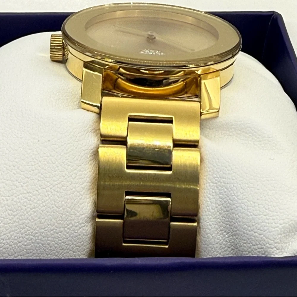 Movado Women's BOLD All Gold Stainless Steel Crystal Dot 36mm Watch New Battery
